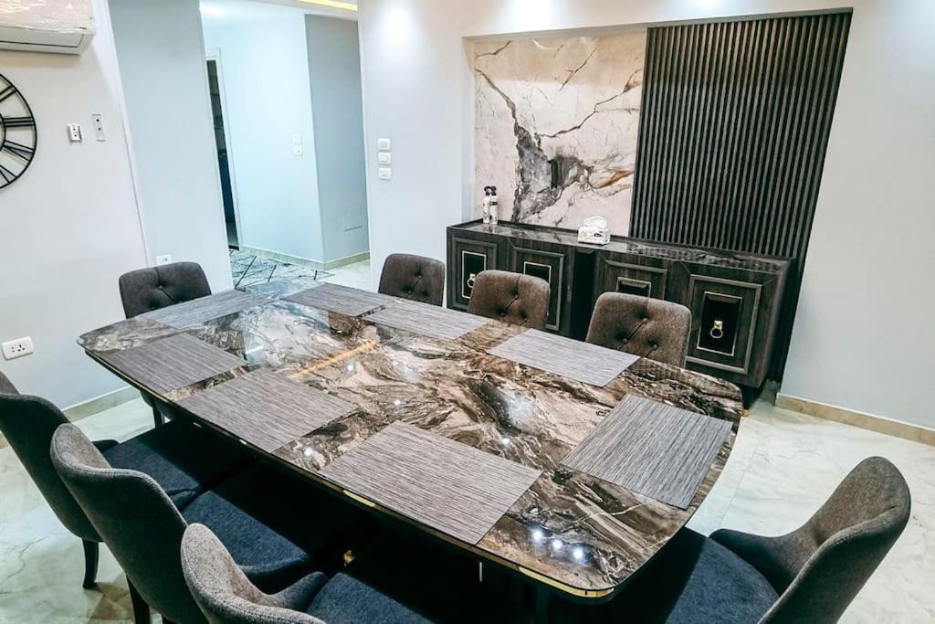 Luxury Vip Apartment Kairo Bagian luar foto